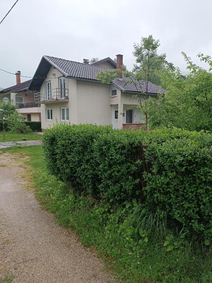 Kuca Za Odmor Una-Mia Kulen Vakuf Eksteriør bilde